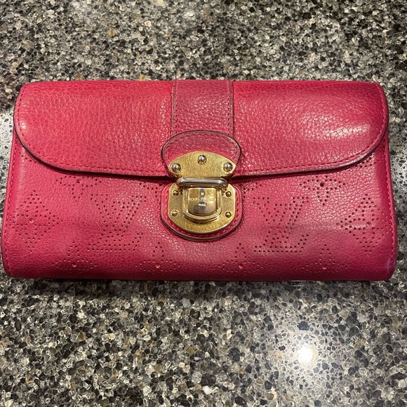 Louis Vuitton Mahina Wallet